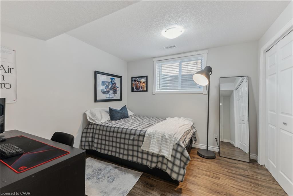 38 Stafford Street, Elora, ON - Indoor Photo Showing Bedroom