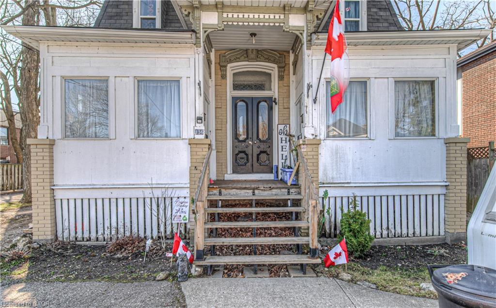 156 Grand Avenue S, Cambridge, ON