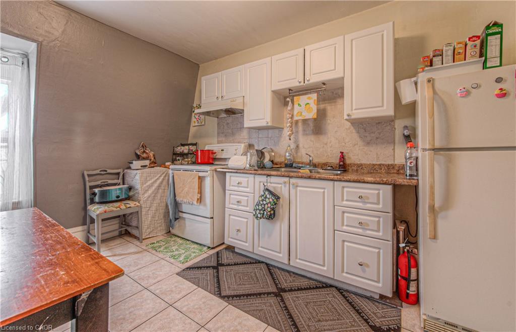 156 Grand Avenue S, Cambridge, ON