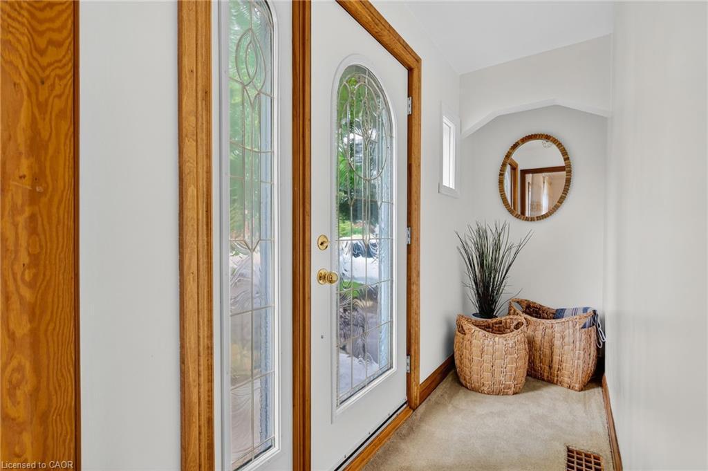 961 Danforth Avenue, Burlington, ON - Indoor Photo Showing Other Room