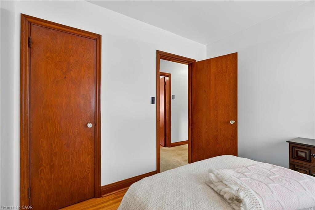961 Danforth Avenue, Burlington, ON - Indoor Photo Showing Bedroom