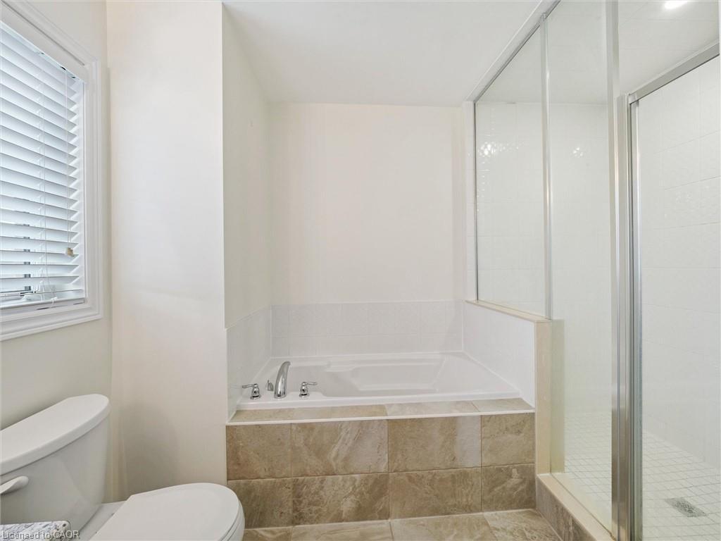 6 Bannister Road, Barrie, ON - Indoor Photo Showing Bathroom