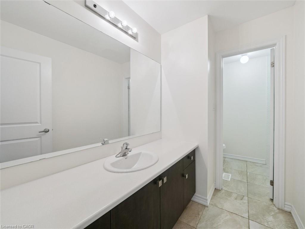 6 Bannister Road, Barrie, ON - Indoor Photo Showing Bathroom