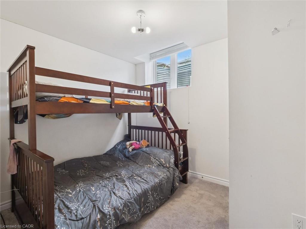 6 Bannister Road, Barrie, ON - Indoor Photo Showing Bedroom