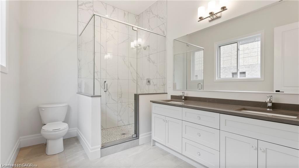 255 Ladyslipper Drive, Waterloo, ON - Indoor Photo Showing Bathroom