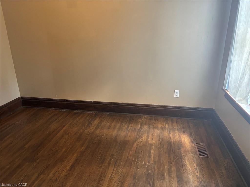 463 East Main Street, Welland, ON - Indoor Photo Showing Other Room