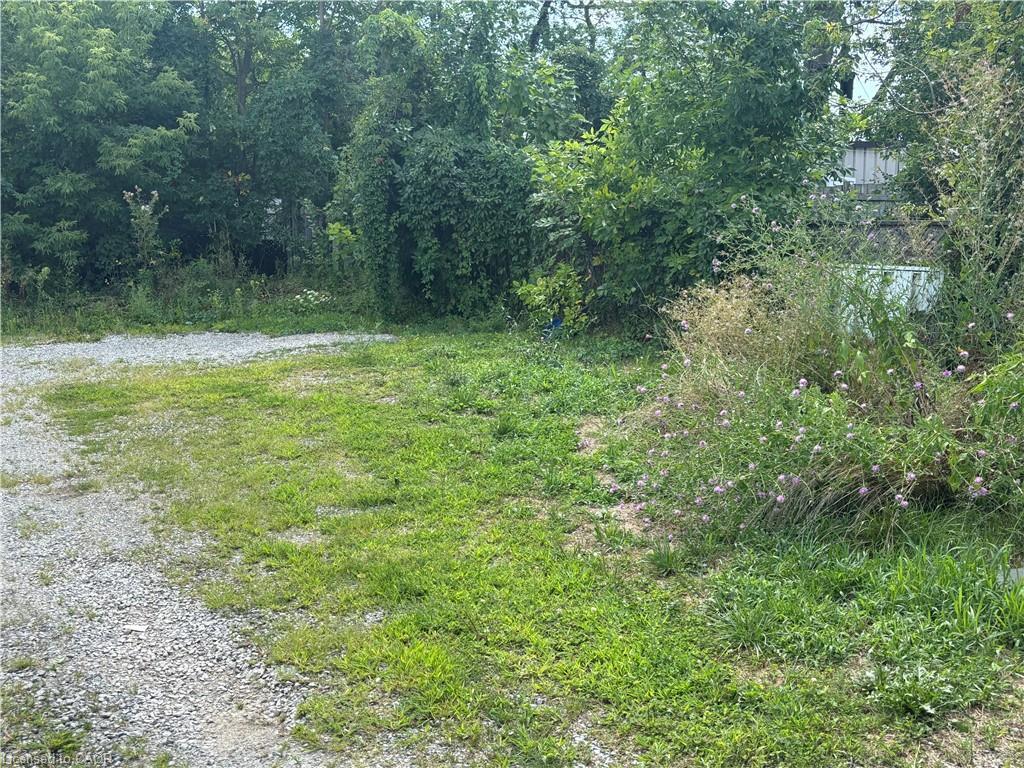 463 East Main Street, Welland, ON - Outdoor