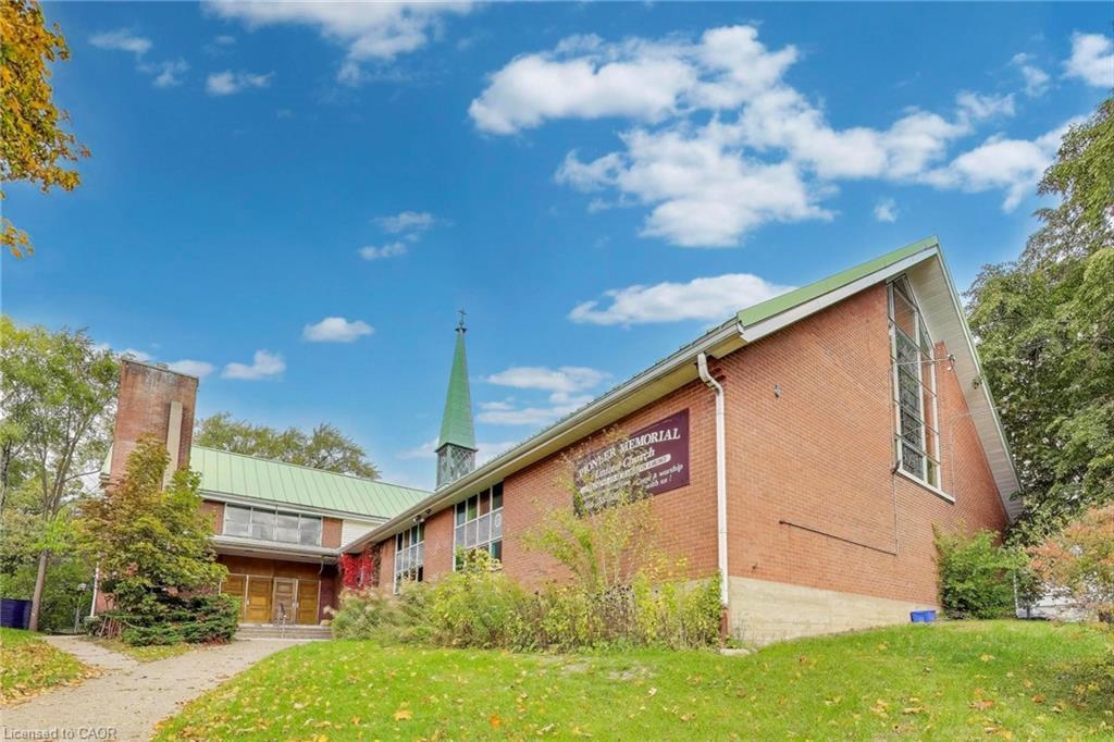 1974 King Street E, Hamilton, ON