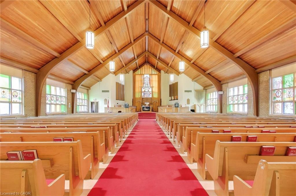 1974 King Street E, Hamilton, ON