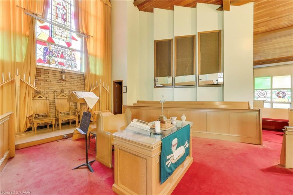 1974 King Street E, Hamilton, ON