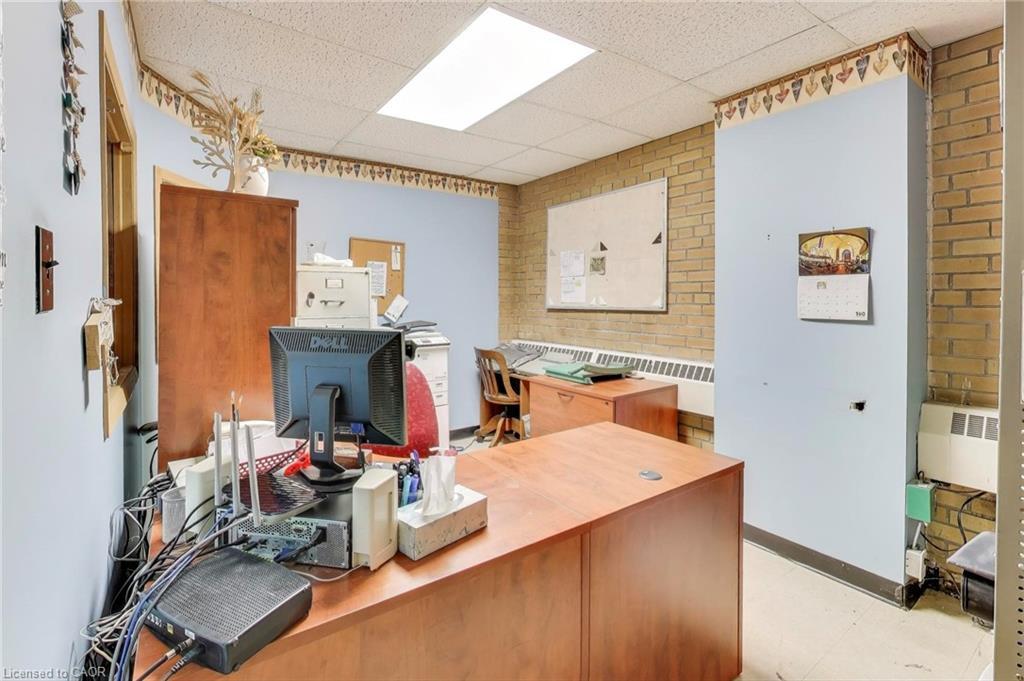 1974 King Street E, Hamilton, ON