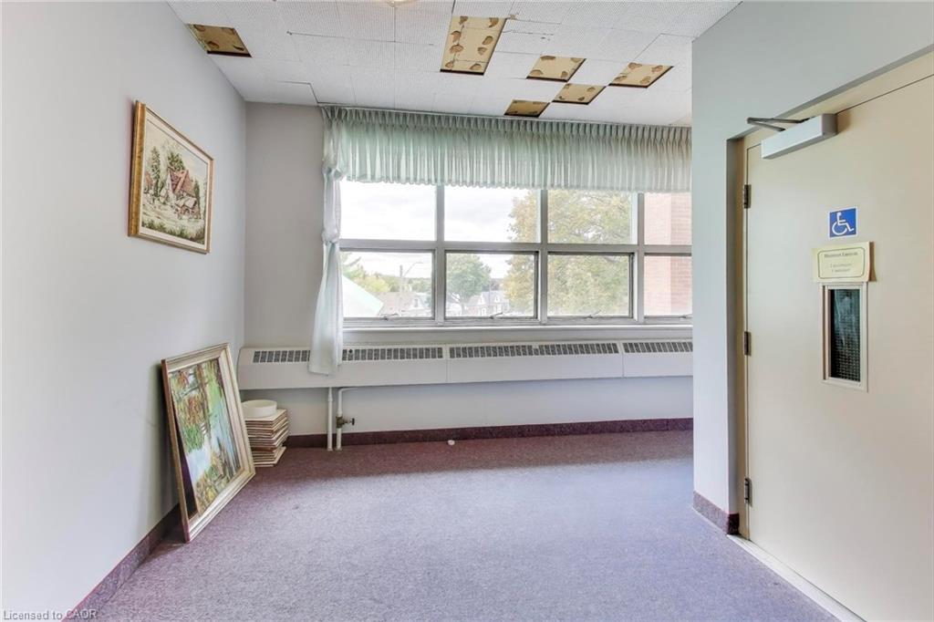 1974 King Street E, Hamilton, ON