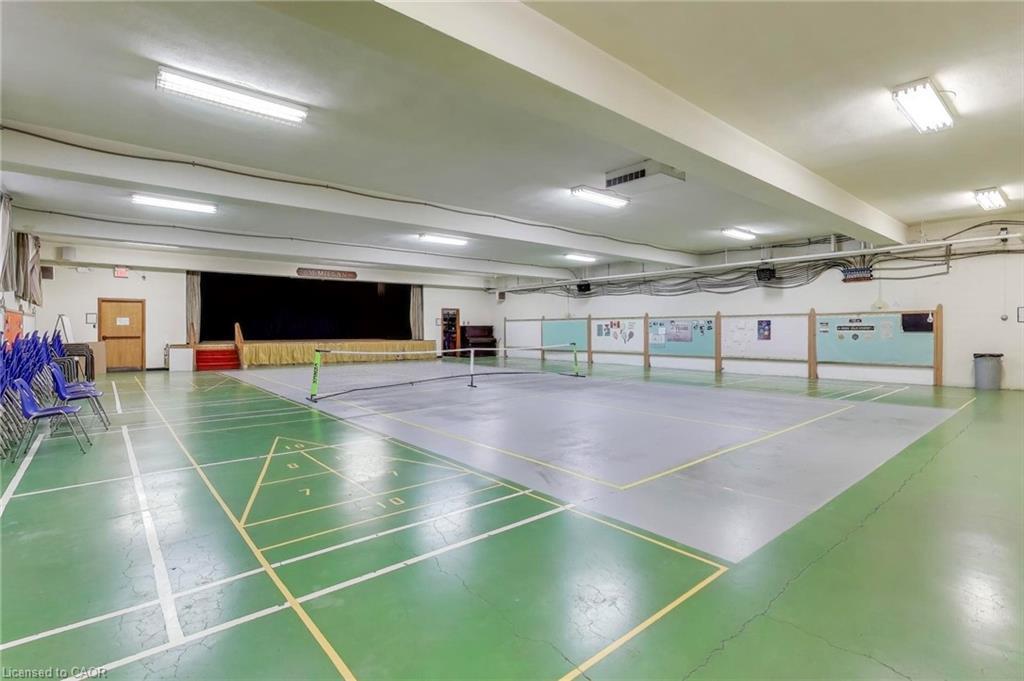 1974 King Street E, Hamilton, ON