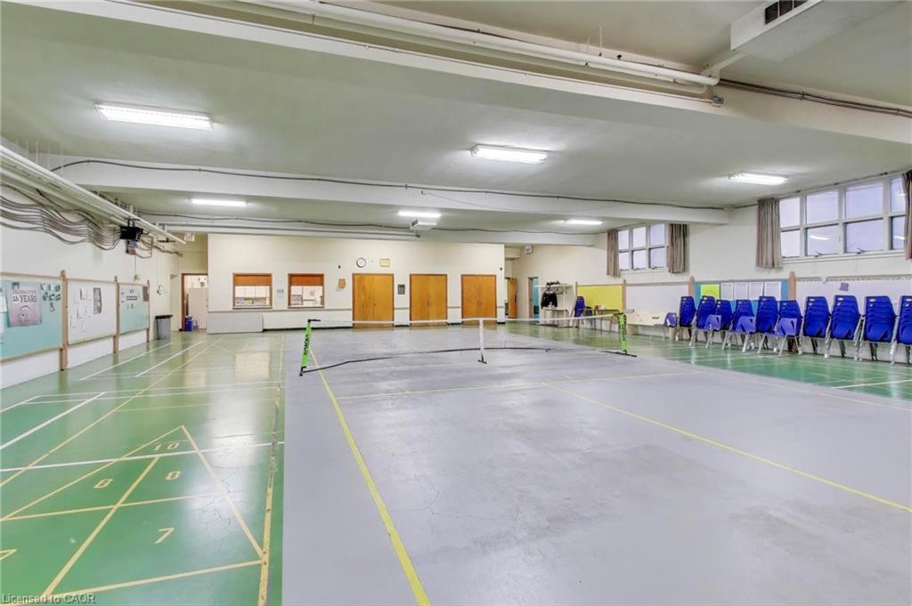 1974 King Street E, Hamilton, ON