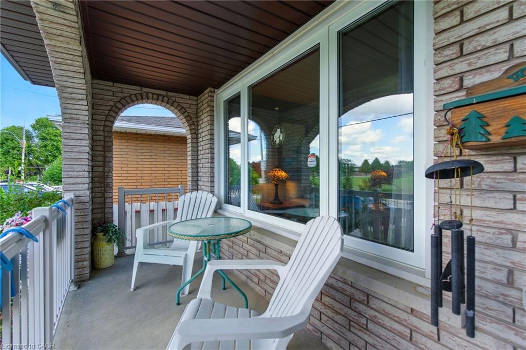 226 Carson Drive, Hamilton, ON - Outdoor With Deck Patio Veranda With Exterior