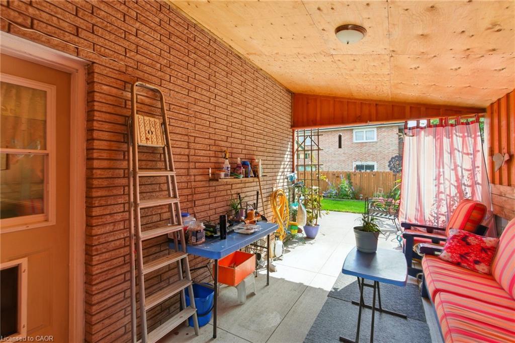 226 Carson Drive, Hamilton, ON - With Deck Patio Veranda With Exterior