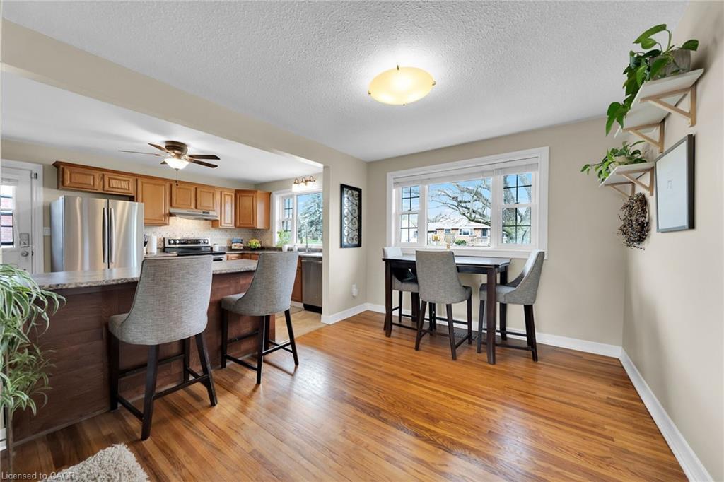 4165 William Street, Beamsville, ON - Indoor Photo Showing Dining Room