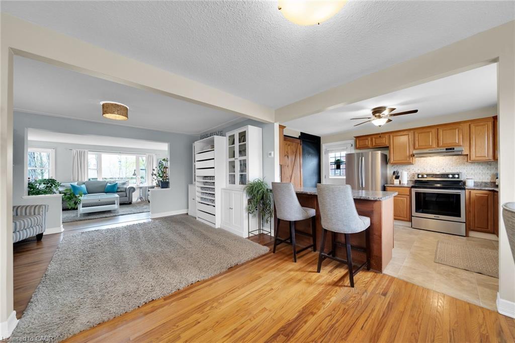 4165 William Street, Beamsville, ON - Indoor Photo Showing Other Room