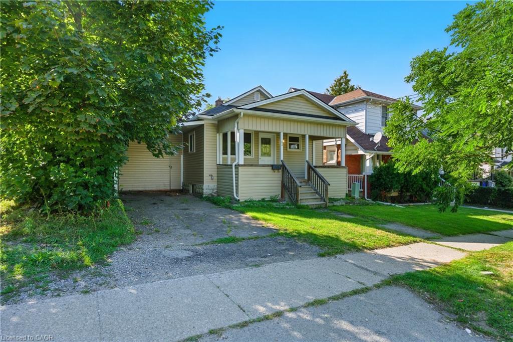 1 Berryman Avenue, St. Catharines, ON - Outdoor With Facade