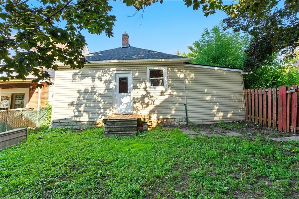 1 Berryman Avenue, St. Catharines, ON - Outdoor