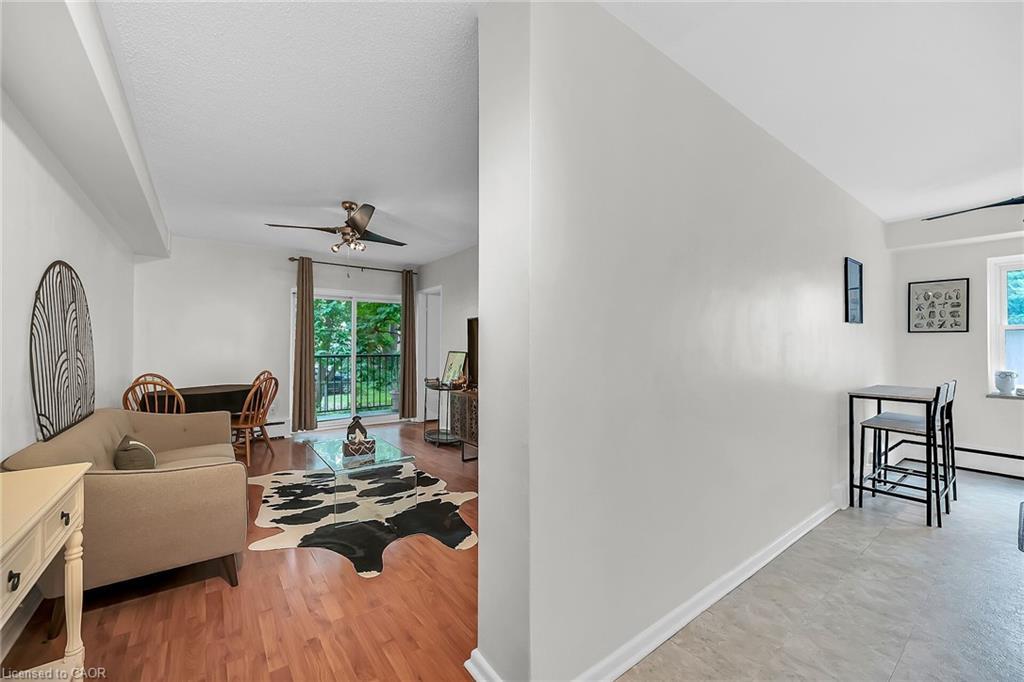 208-40 Robinson Street, Hamilton, ON - Indoor