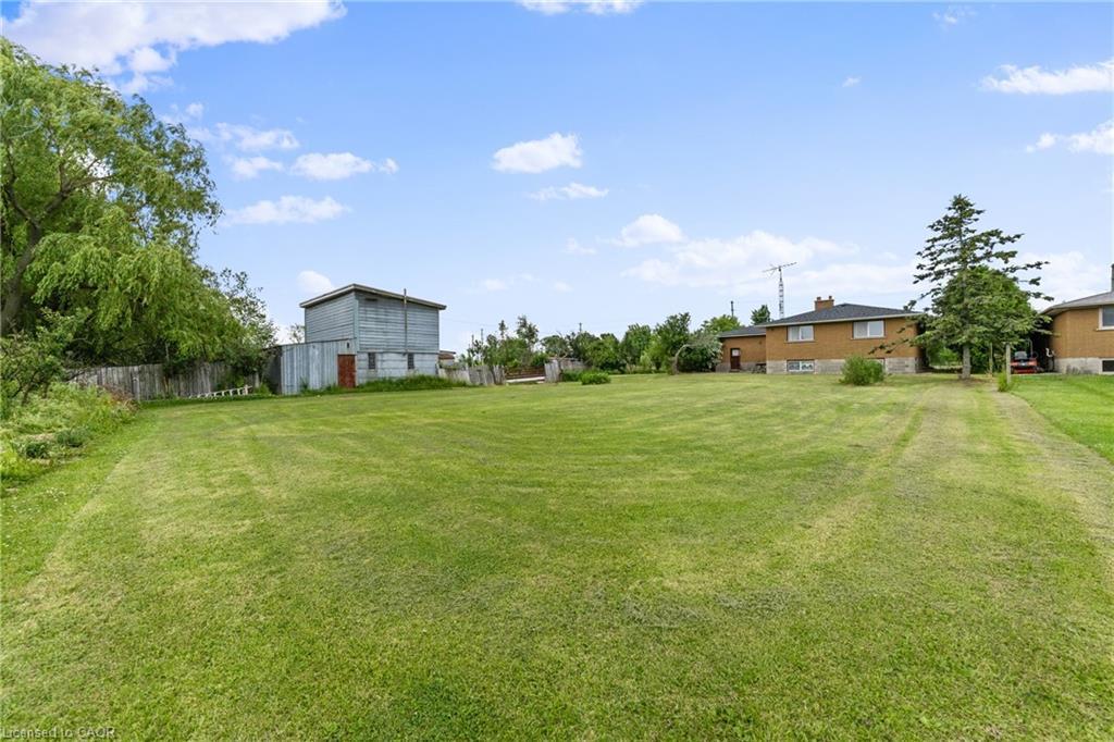 240 Mud Street W, Grimsby, ON - Outdoor