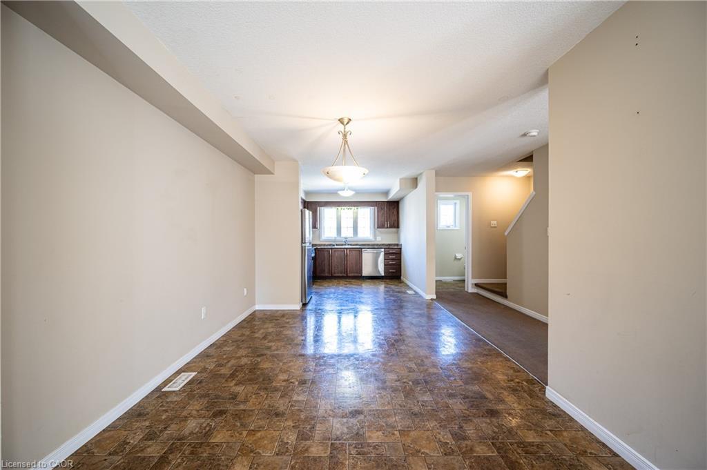202 Maitland Street, Kitchener, ON - Indoor Photo Showing Other Room