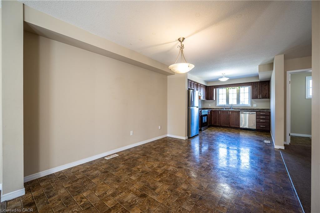 202 Maitland Street, Kitchener, ON - Indoor Photo Showing Other Room