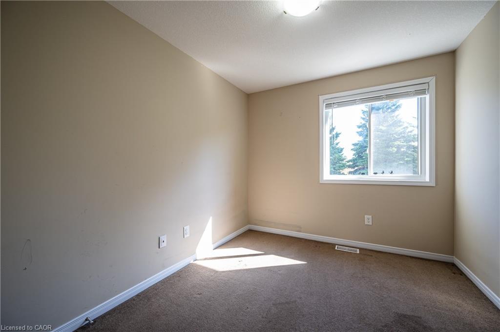 202 Maitland Street, Kitchener, ON - Indoor Photo Showing Other Room