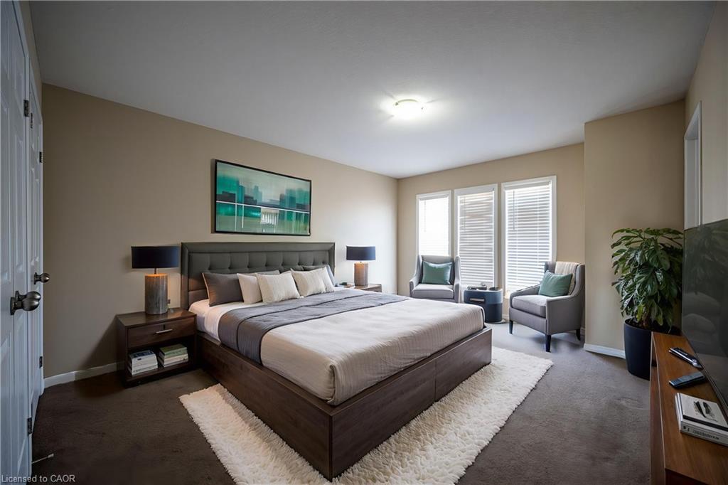202 Maitland Street, Kitchener, ON - Indoor Photo Showing Bedroom