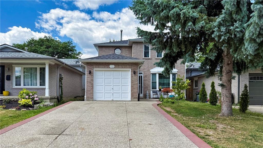 18 Millpond Place, Hamilton, ON - Outdoor With Facade