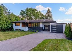 6461 Dickenson Road E Mount Hope, ON L0R 1W0