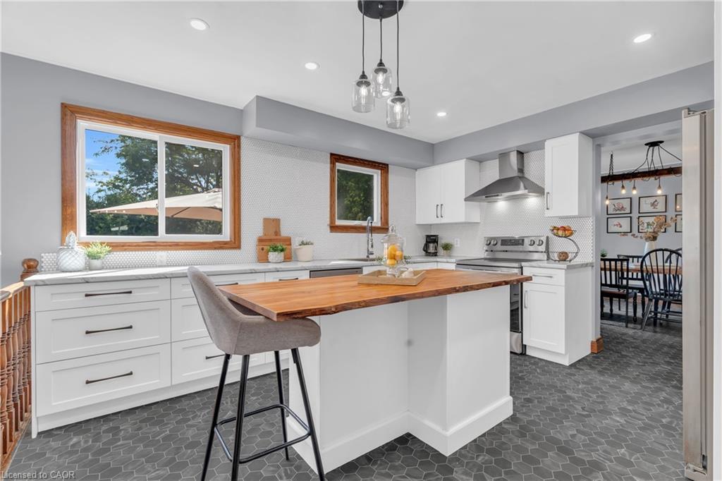 21 Burwell Road, Stratford, ON - Indoor Photo Showing Kitchen With Double Sink