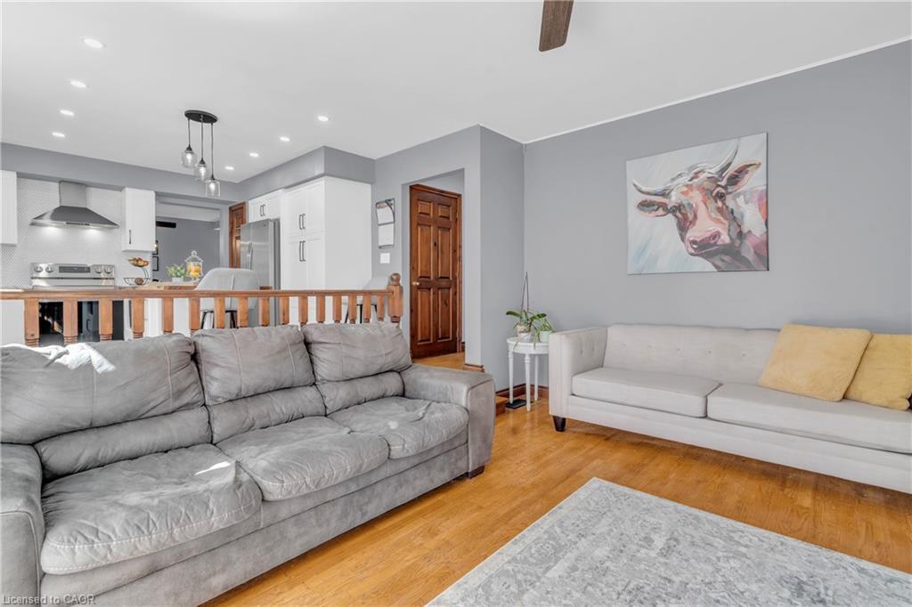 21 Burwell Road, Stratford, ON - Indoor Photo Showing Living Room