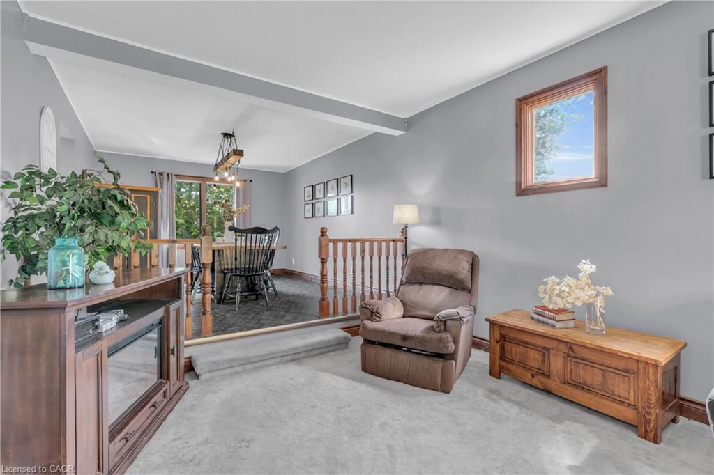 21 Burwell Road, Stratford, ON - Indoor