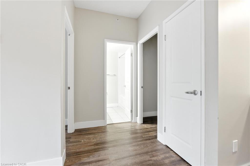 201-149 Main Street W, Hamilton, ON - Indoor Photo Showing Other Room