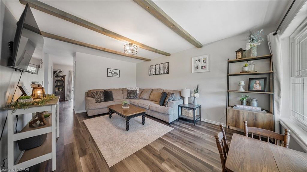 45 Willow Drive, Delhi, ON - Indoor Photo Showing Other Room