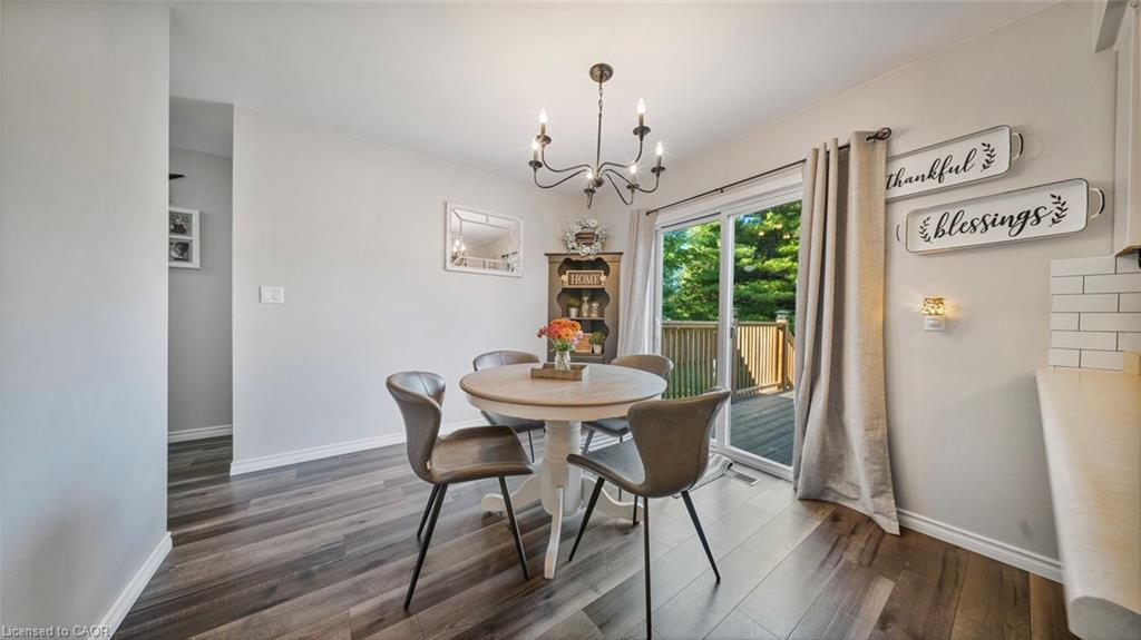 45 Willow Drive, Delhi, ON - Indoor Photo Showing Dining Room