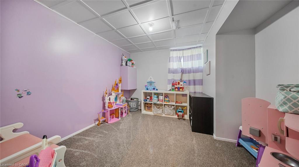 45 Willow Drive, Delhi, ON - Indoor Photo Showing Bedroom