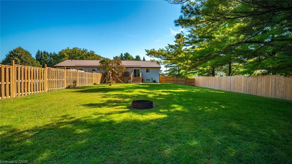 45 Willow Drive, Delhi, ON - Outdoor With Backyard