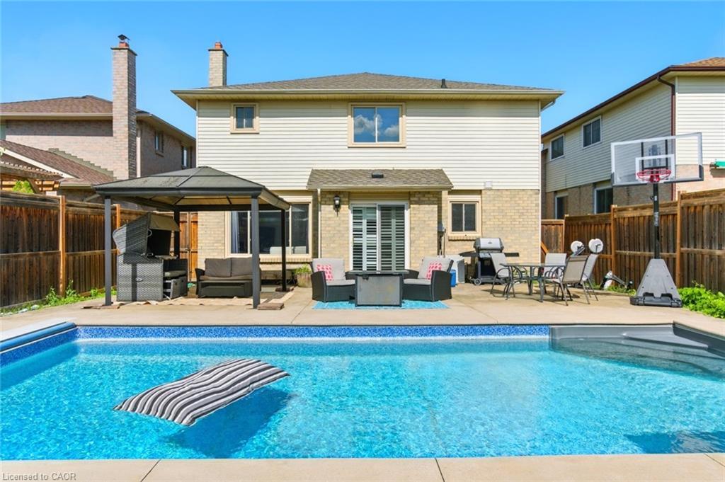 580 Deerhurst Drive, Burlington, ON - Outdoor With In Ground Pool With Deck Patio Veranda