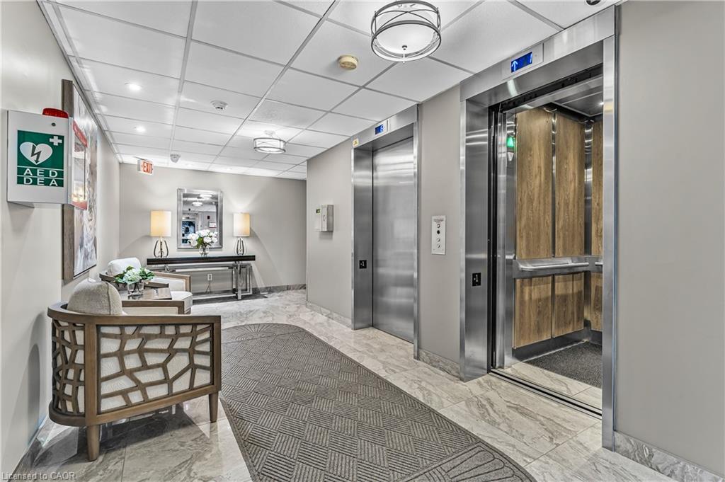 707-81 Scott Street, St. Catharines, ON - Indoor Photo Showing Other Room