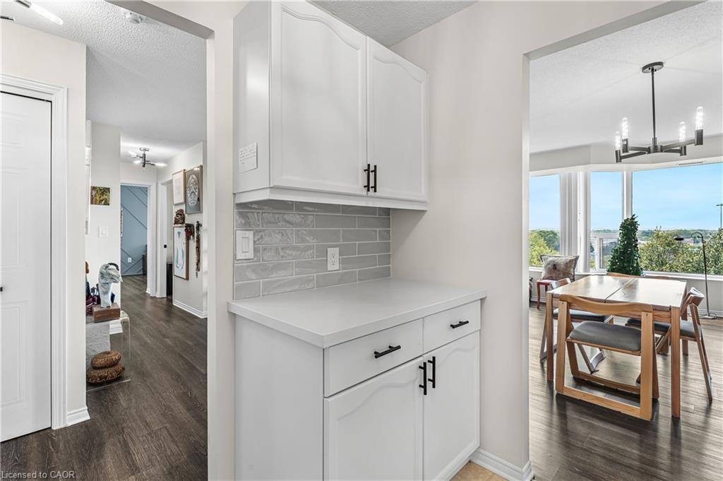 707-81 Scott Street, St. Catharines, ON - Indoor