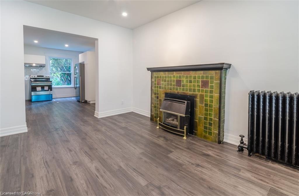115 Spadina Avenue, Hamilton, ON - Indoor With Fireplace