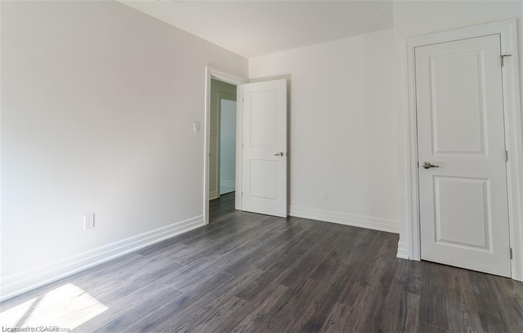 115 Spadina Avenue, Hamilton, ON - Indoor Photo Showing Other Room