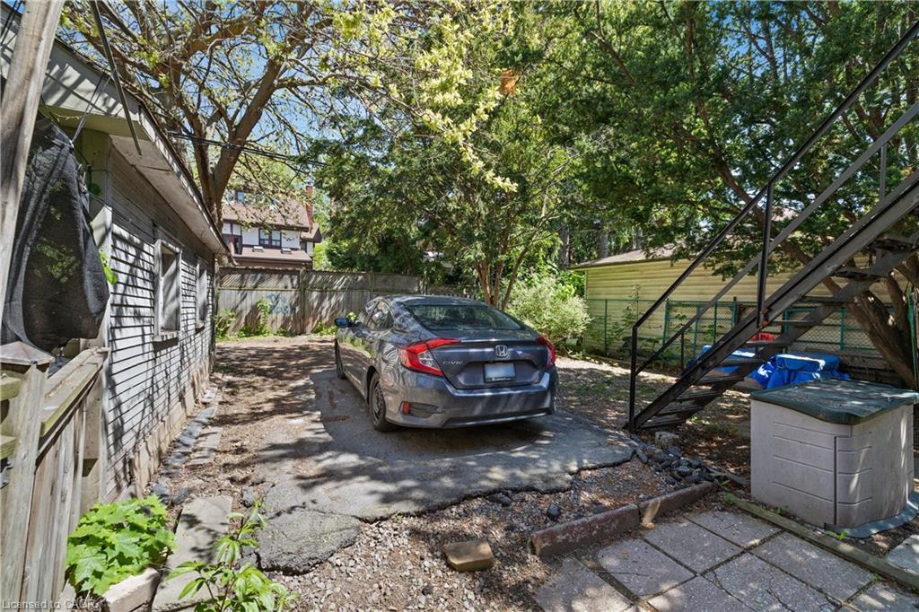 115 Spadina Avenue, Hamilton, ON - Outdoor