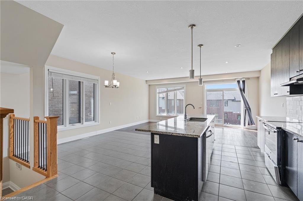 34 Sportsman Hill Street, Kitchener, ON - Indoor Photo Showing Kitchen With Upgraded Kitchen