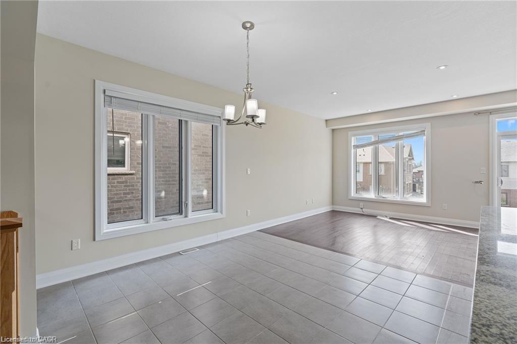 34 Sportsman Hill Street, Kitchener, ON - Indoor Photo Showing Other Room