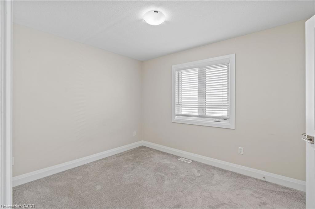 34 Sportsman Hill Street, Kitchener, ON - Indoor Photo Showing Other Room