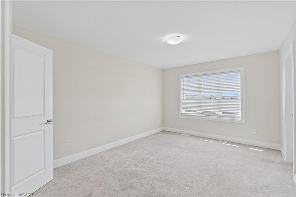 34 Sportsman Hill Street, Kitchener, ON - Indoor Photo Showing Other Room